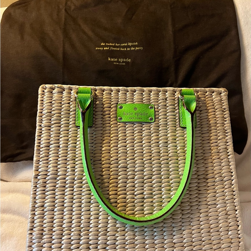 Kate Spade Straw Box Tote w/ Green Leather Trim EUC + Dust Bag 🌿